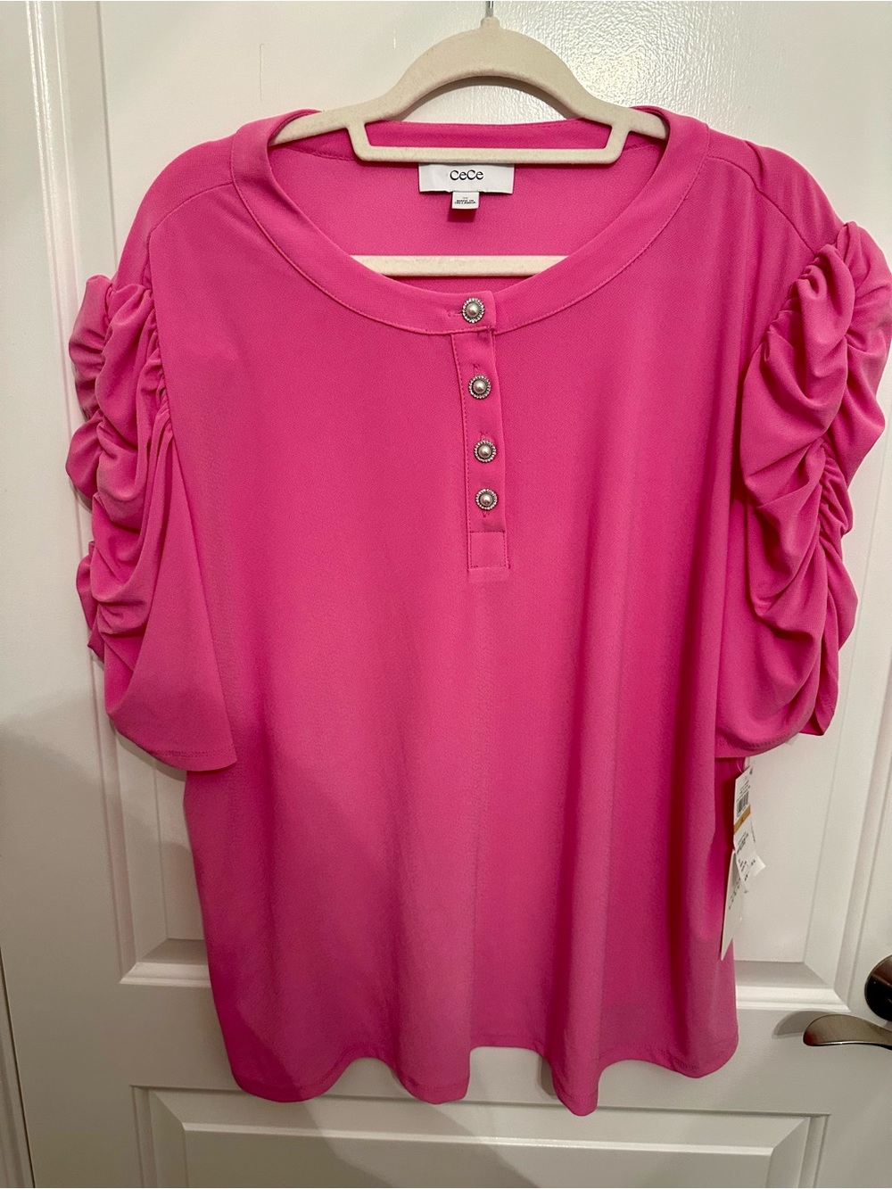 NWT CeCe Plus Size 3X Pink Puff Sleeve Henley Top with Pearl Rhinestone Buttons